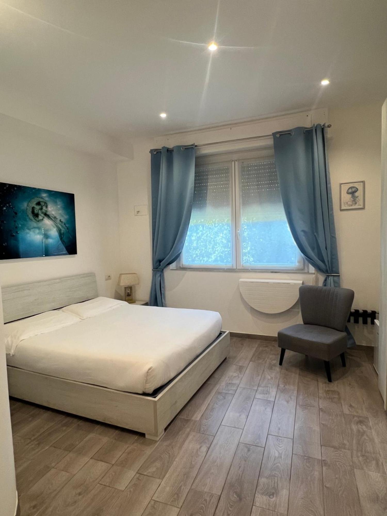 Double Room Private Bathroom